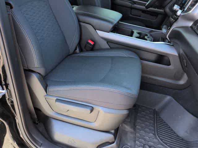 Used 2025 RAM 3500 Big Horn AWD/4WD image 21