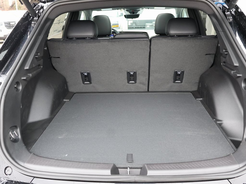New 2026 Chevrolet Equinox EV LT w/ Convenience Package II FWD image 29