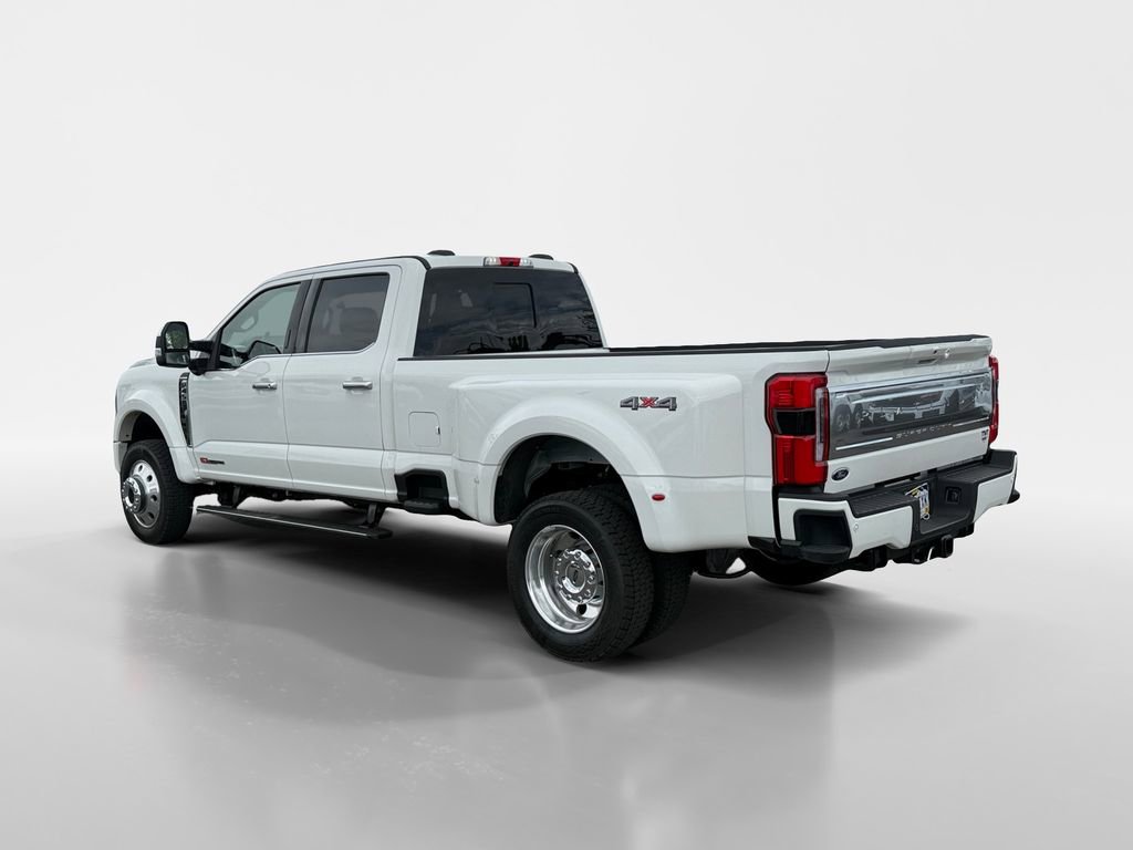 Used 2026 Ford F450 Platinum w/ Platinum Plus Package AWD/4WD image 3