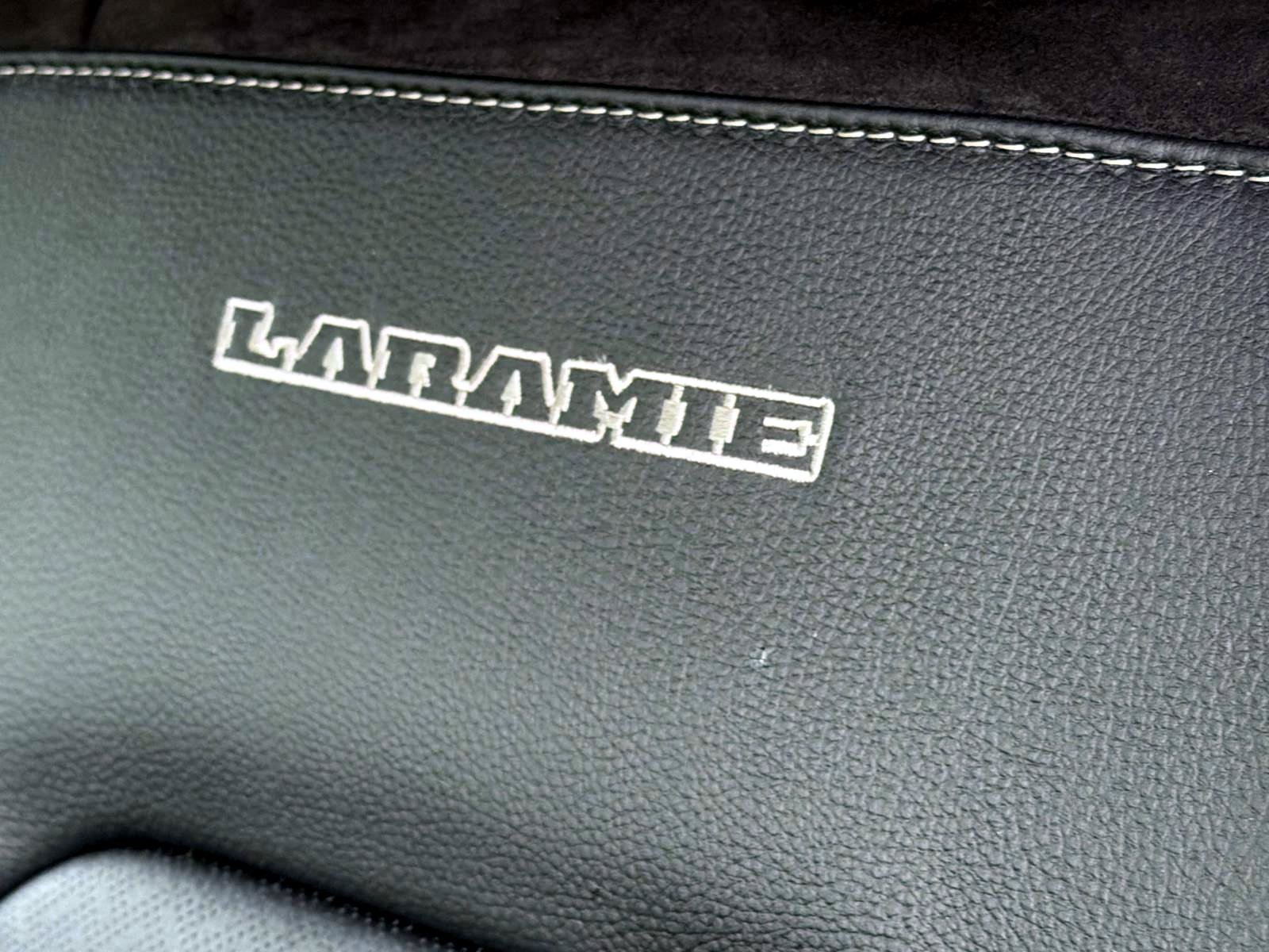 New 2026 RAM 1500 Laramie w/ Laramie Preferred Package AWD/4WD image 14