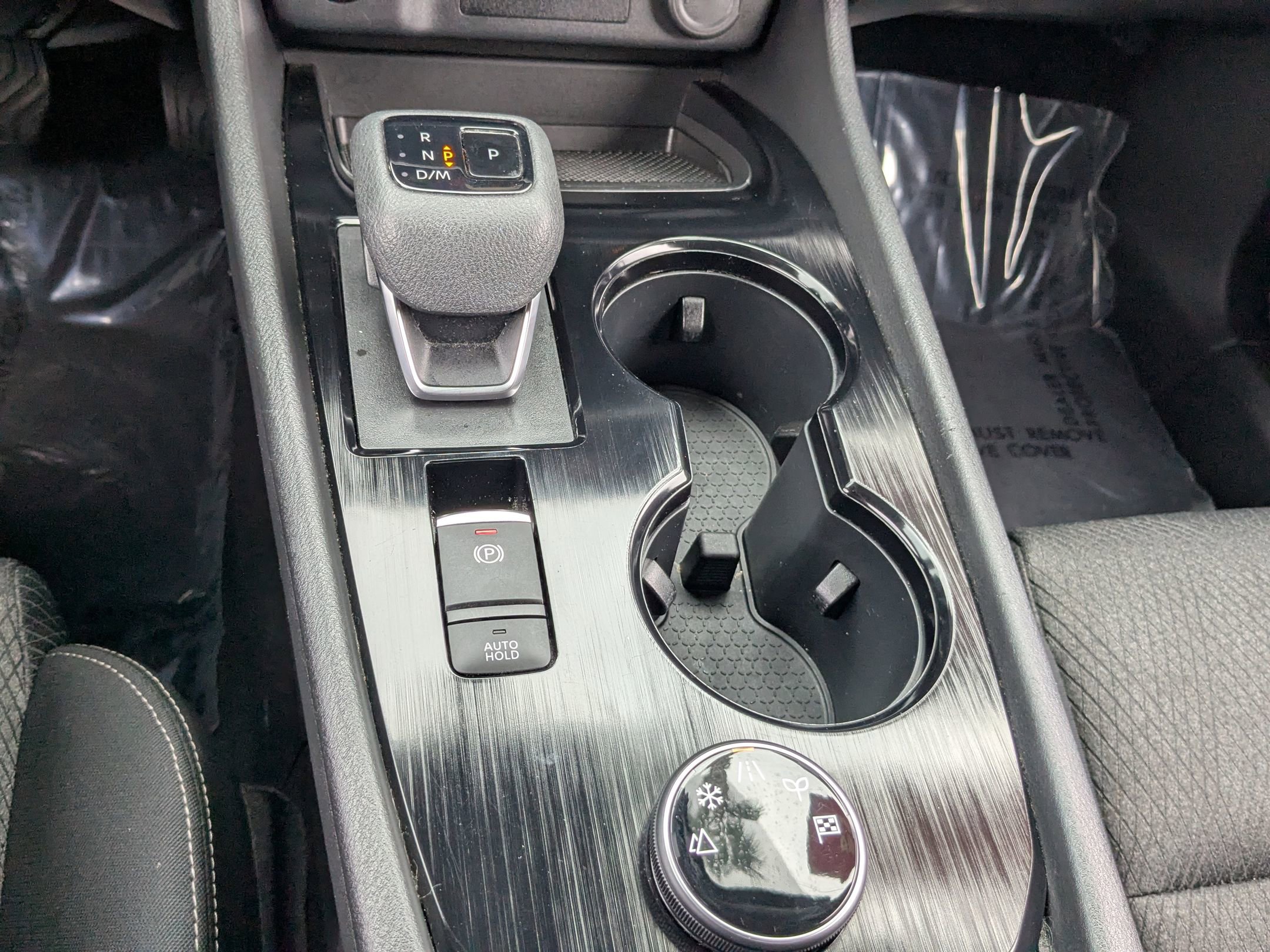 Certified 2024 Nissan Rogue SV image 17