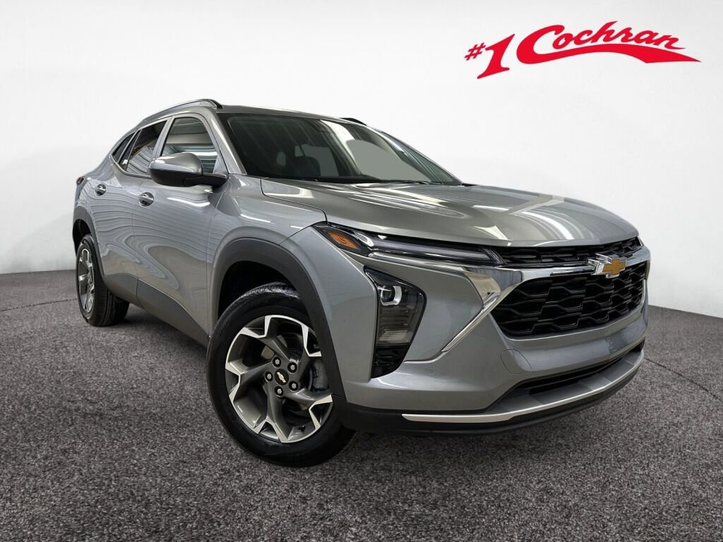Used 2024 Chevrolet Trax LT w/ Driver Confidence Package