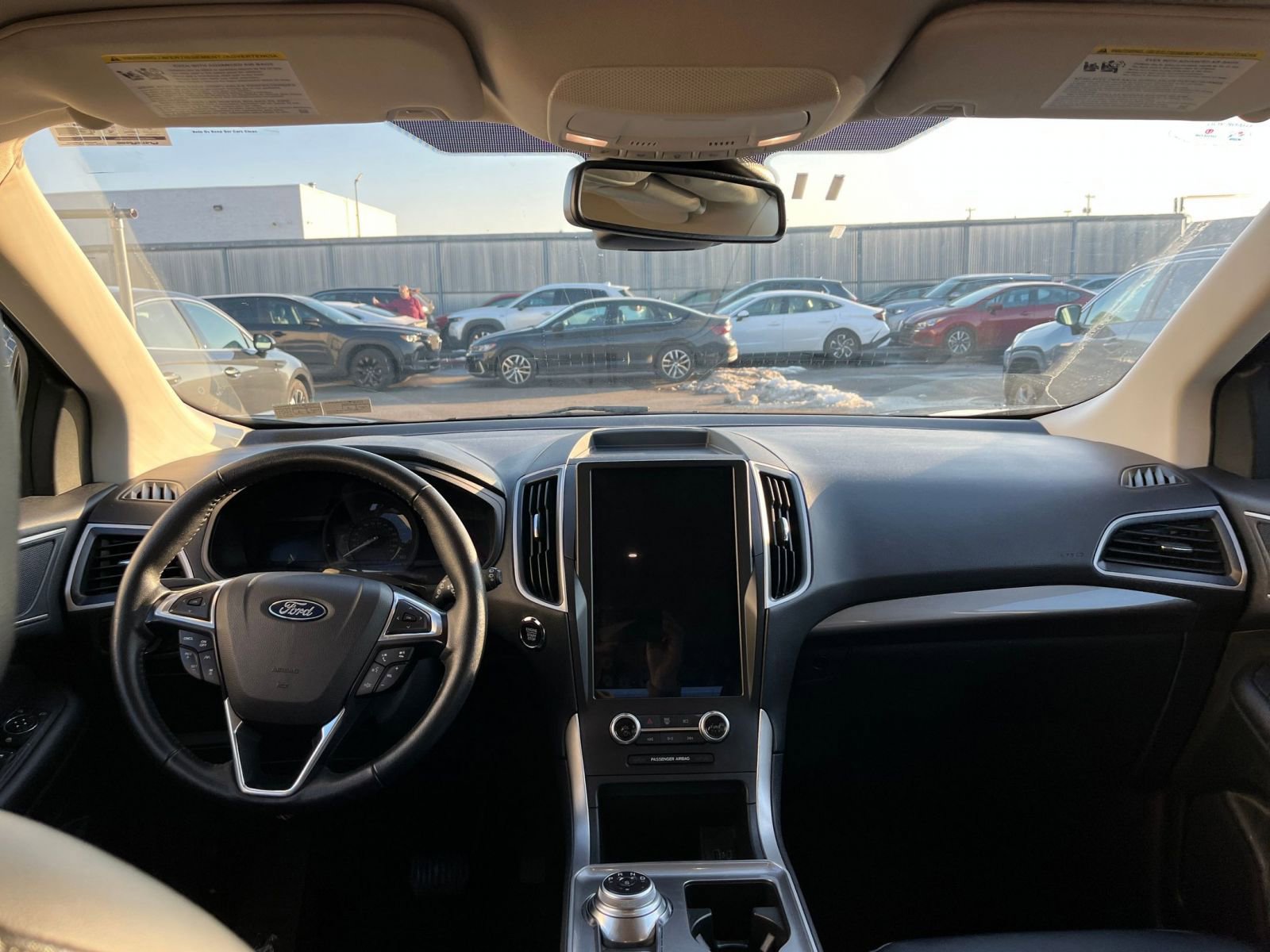 Used 2024 Ford Edge SEL image 33