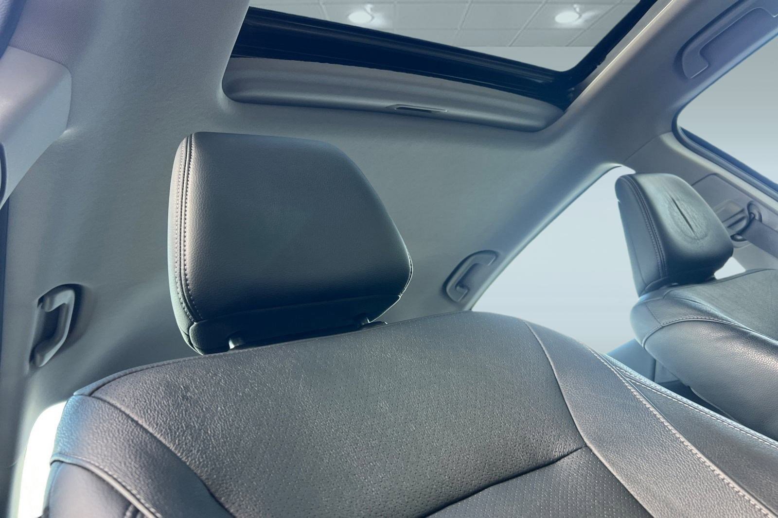 Used 2017 Honda Accord EX-L image 25