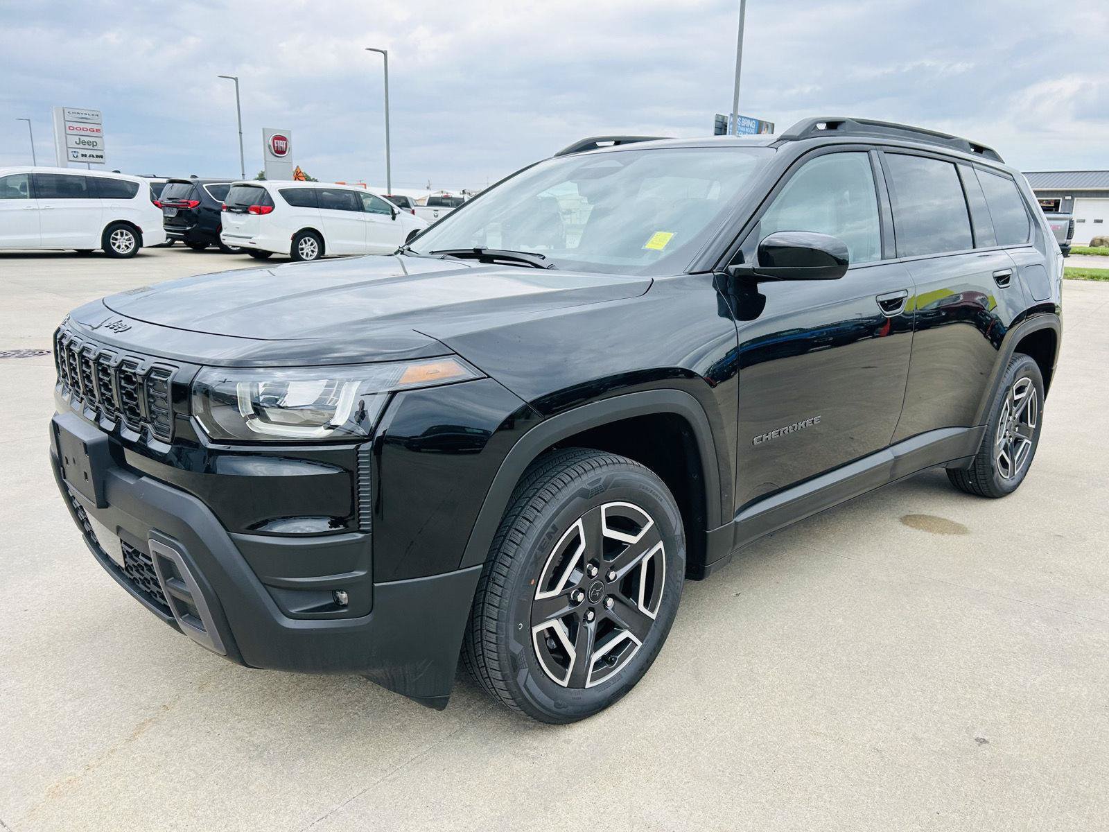 New 2026 Jeep Cherokee Laredo AWD/4WD image 33