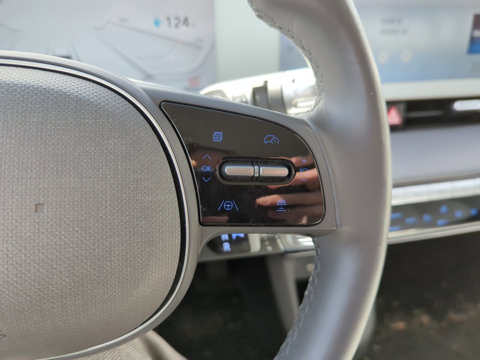 Used 2023 Hyundai Ioniq 5 SEL image 32