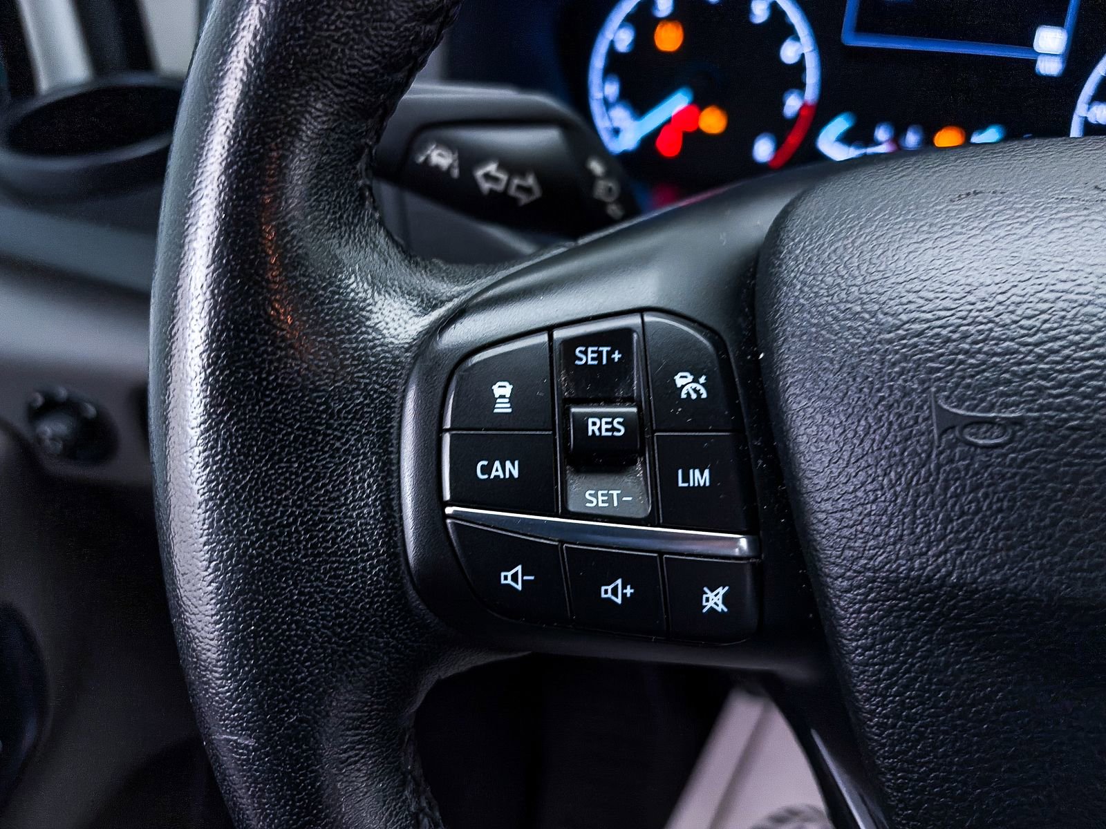 Used 2020 Ford Transit 350 XL image 27