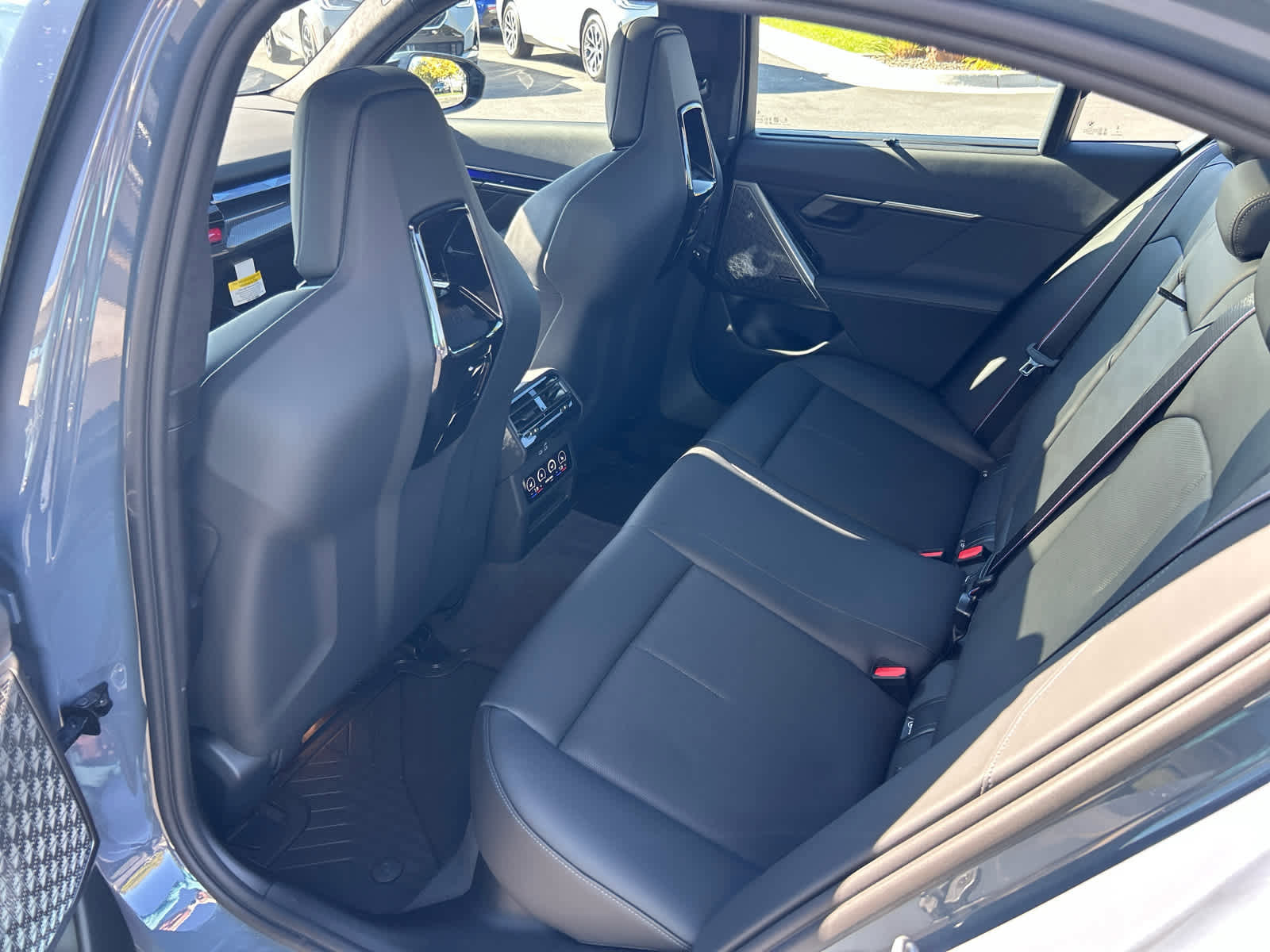 New 2026 BMW M5 w/ Executive Package image 15