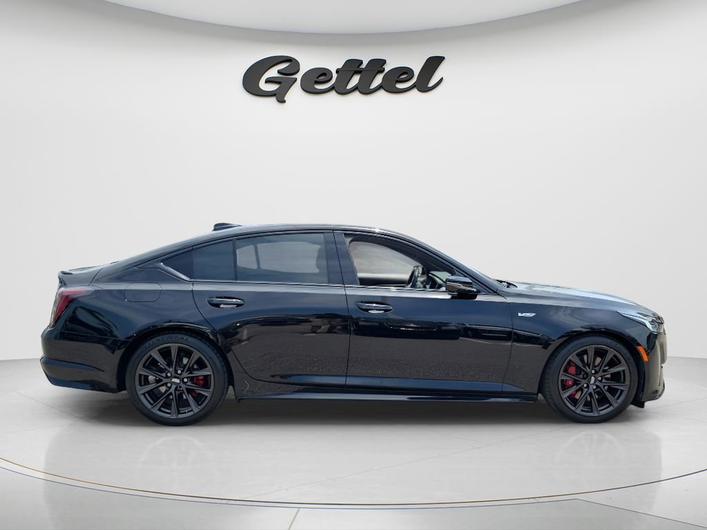 Used 2021 Cadillac CT5 V w/ Premium Package RWD image 4