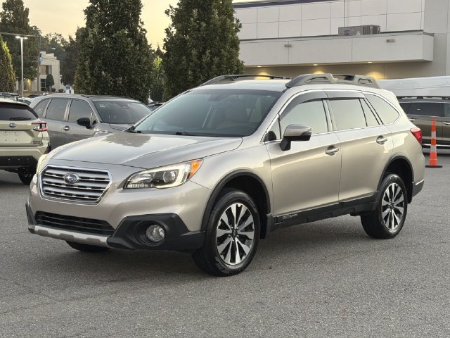 Used 2017 Subaru Outback 2.5i Limited AWD/4WD image 7