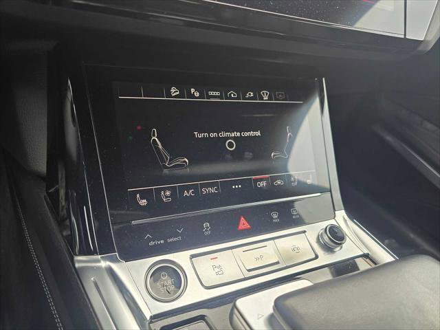 Used 2024 Audi Q8 e-tron Prestige w/ Prestige Package image 33