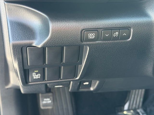 Used 2016 Lexus IS 300 AWD w/ Navigation System Package image 20