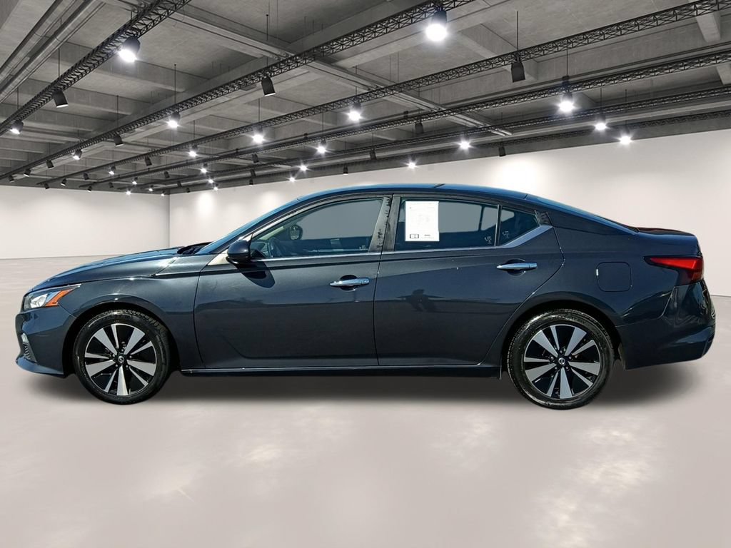 Used 2022 Nissan Altima 2.5 SV FWD image 13