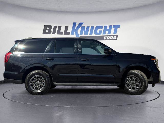 Certified 2025 Ford Expedition Active AWD/4WD image 6