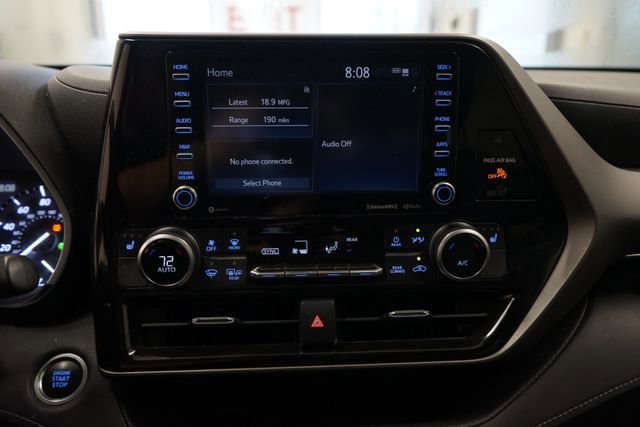 Used 2021 Toyota Highlander XLE image 21