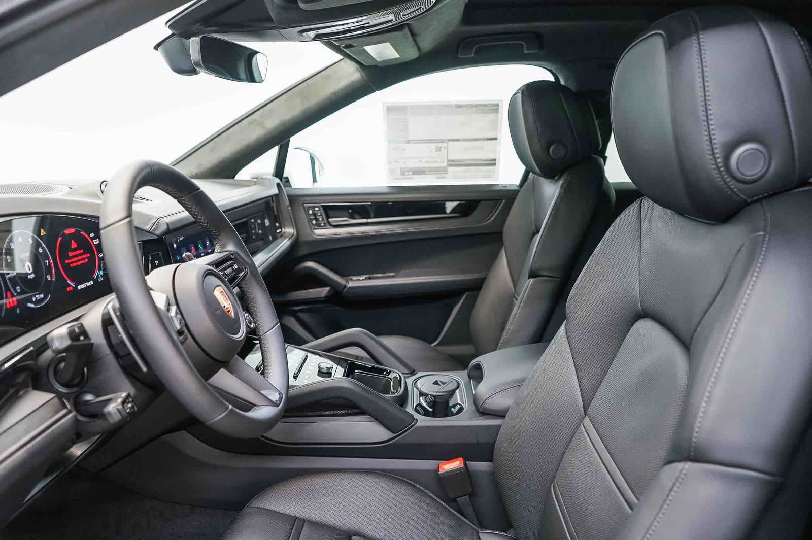 New 2026 Porsche Cayenne GTS AWD/4WD image 23