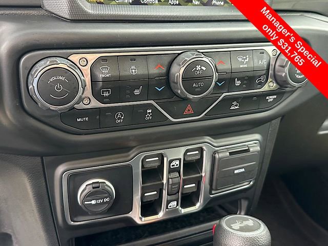 Used 2022 Jeep Wrangler Unlimited Sahara w/ Cold Weather Group image 26