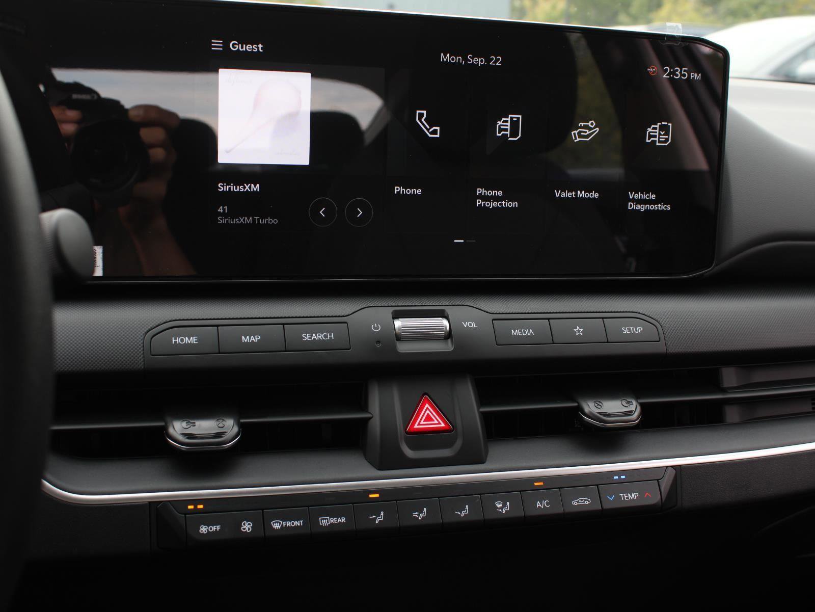 New 2025 Kia K4 LXS image 12