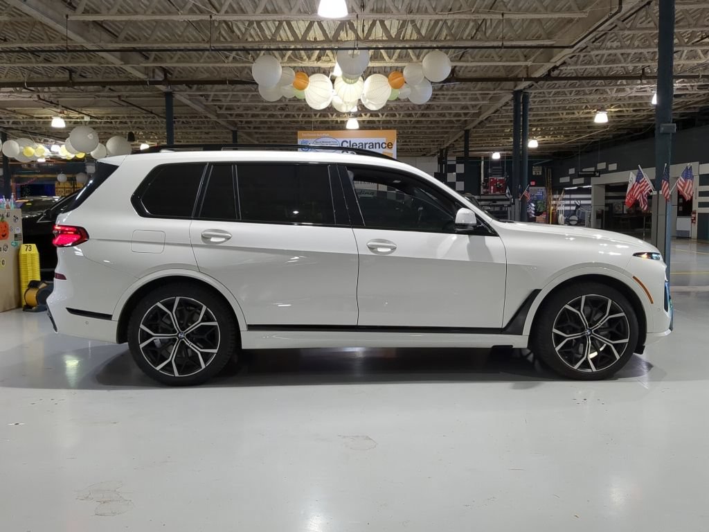 Used 2023 BMW X7 xDrive40i w/ Executive Package AWD/4WD image 7
