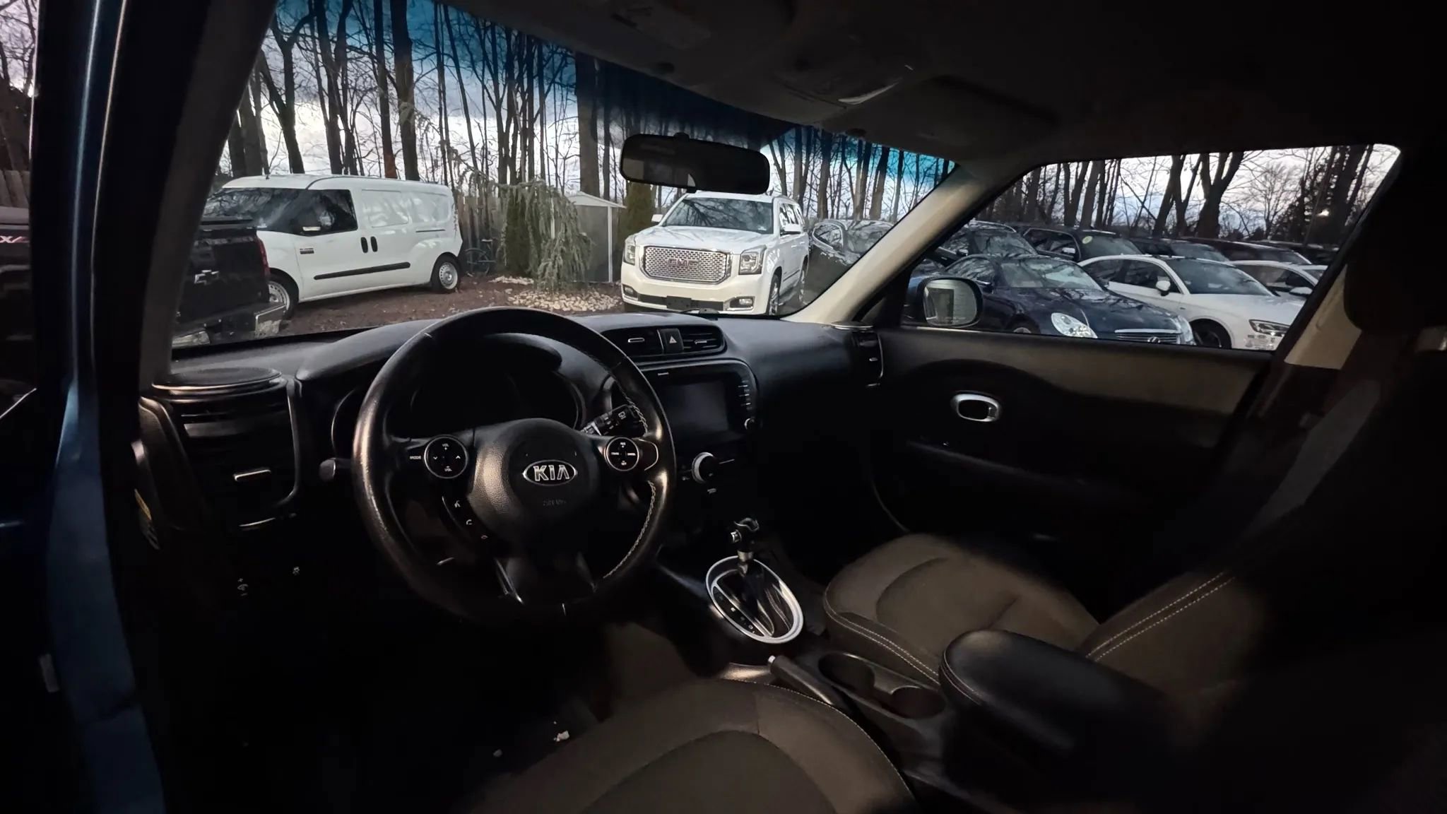 Used 2018 Kia Soul + image 13