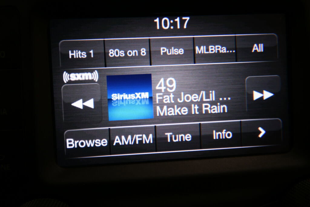 Used 2019 RAM 1500 Rebel image 14