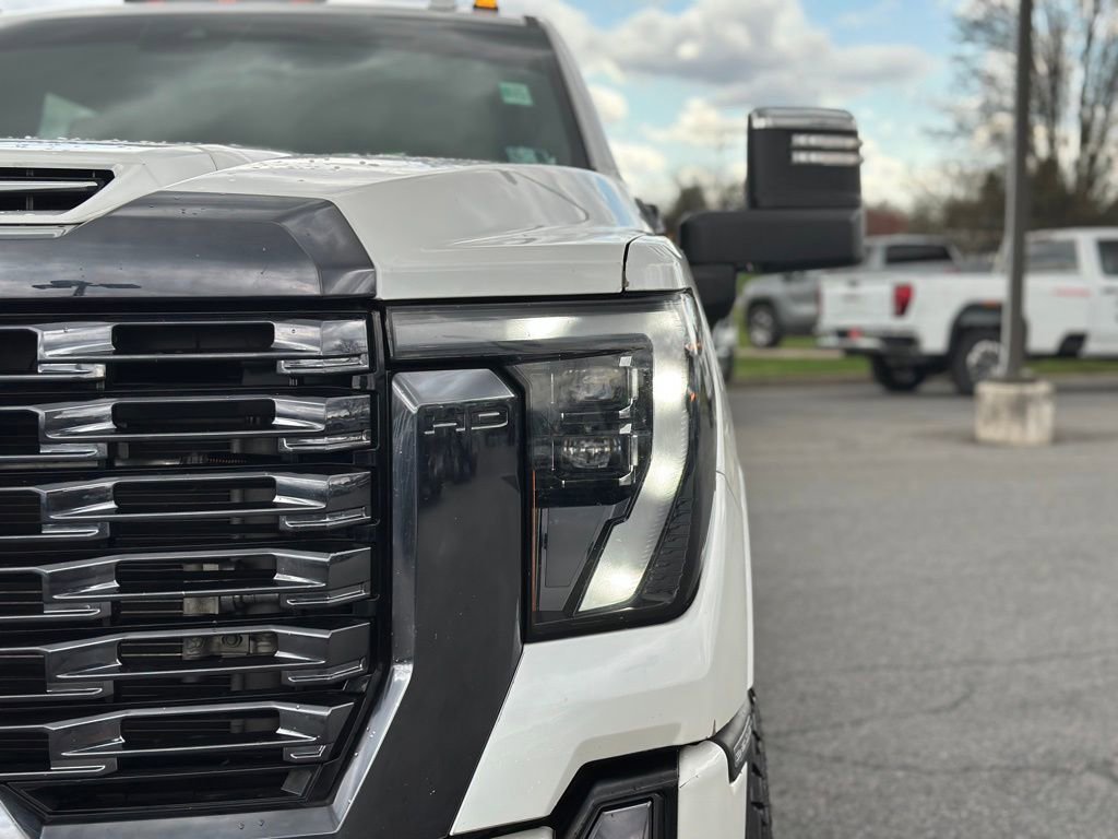 Used 2024 GMC Sierra 2500 Denali Ultimate w/ Max Trailering Package AWD/4WD image 36