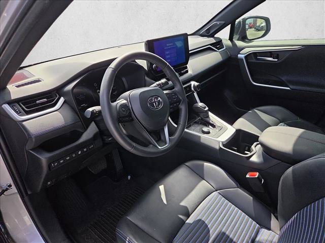 Used 2023 Toyota RAV4 XSE AWD/4WD image 10