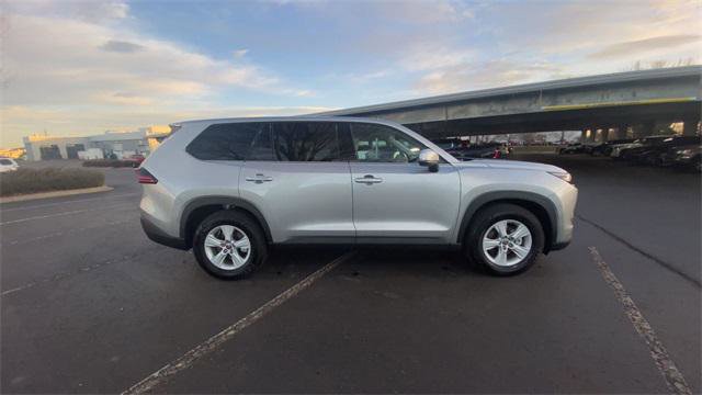 Certified 2025 Toyota Grand Highlander AWD Hybrid image 9