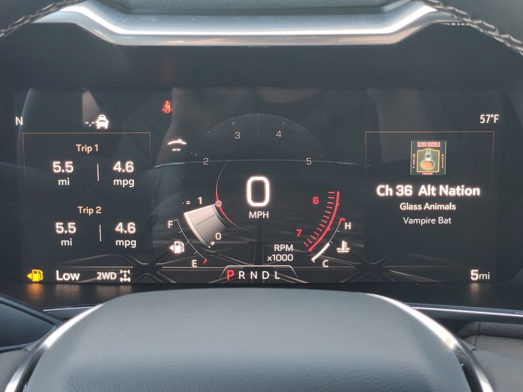New 2026 GMC Canyon Denali w/ LPO, Denali Black Edition AWD/4WD image 23
