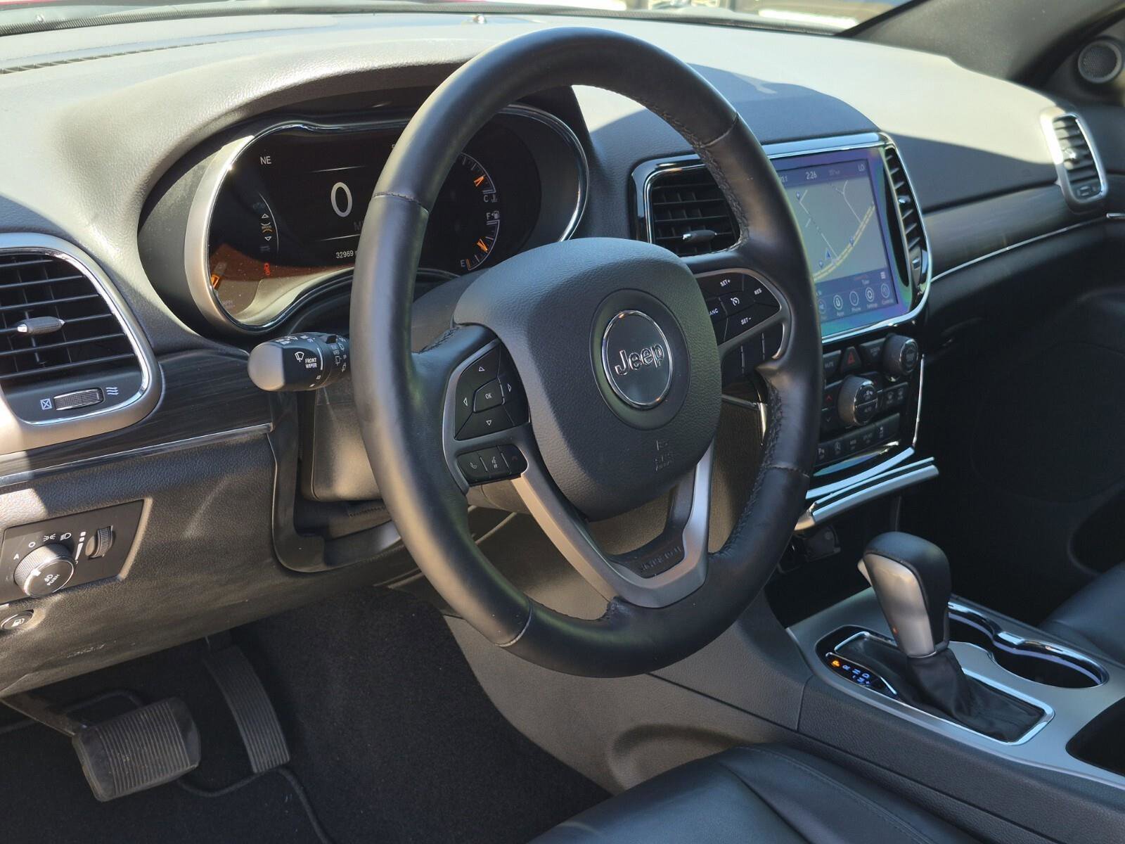 Used 2021 Jeep Grand Cherokee Limited image 13