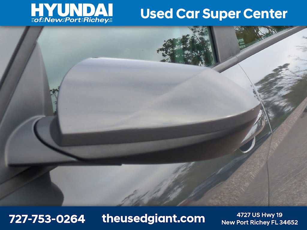 Certified 2023 Hyundai Elantra SE FWD image 11