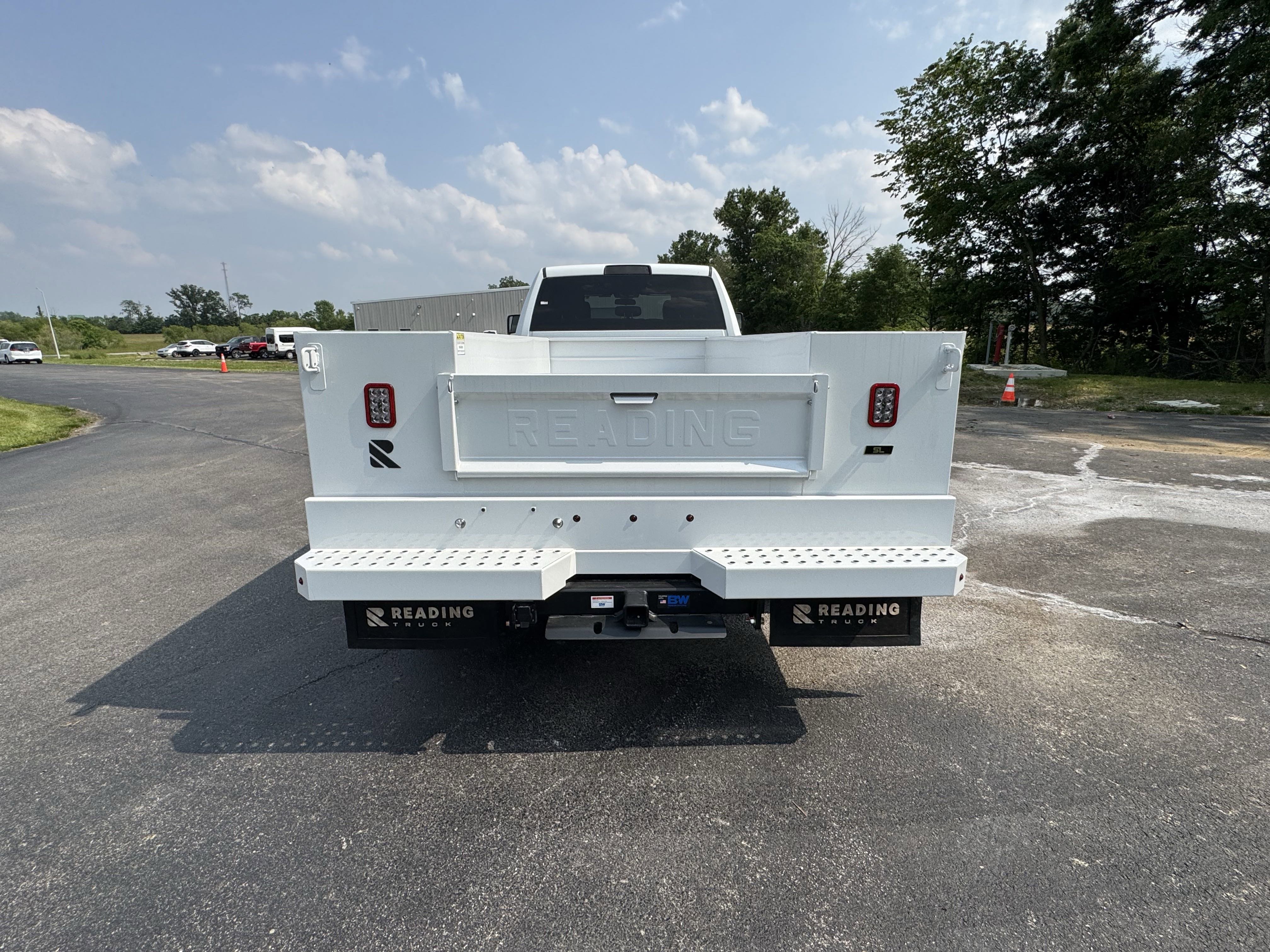 New 2024 RAM 5500 Tradesman w/ Chrome Appearance Group image 21