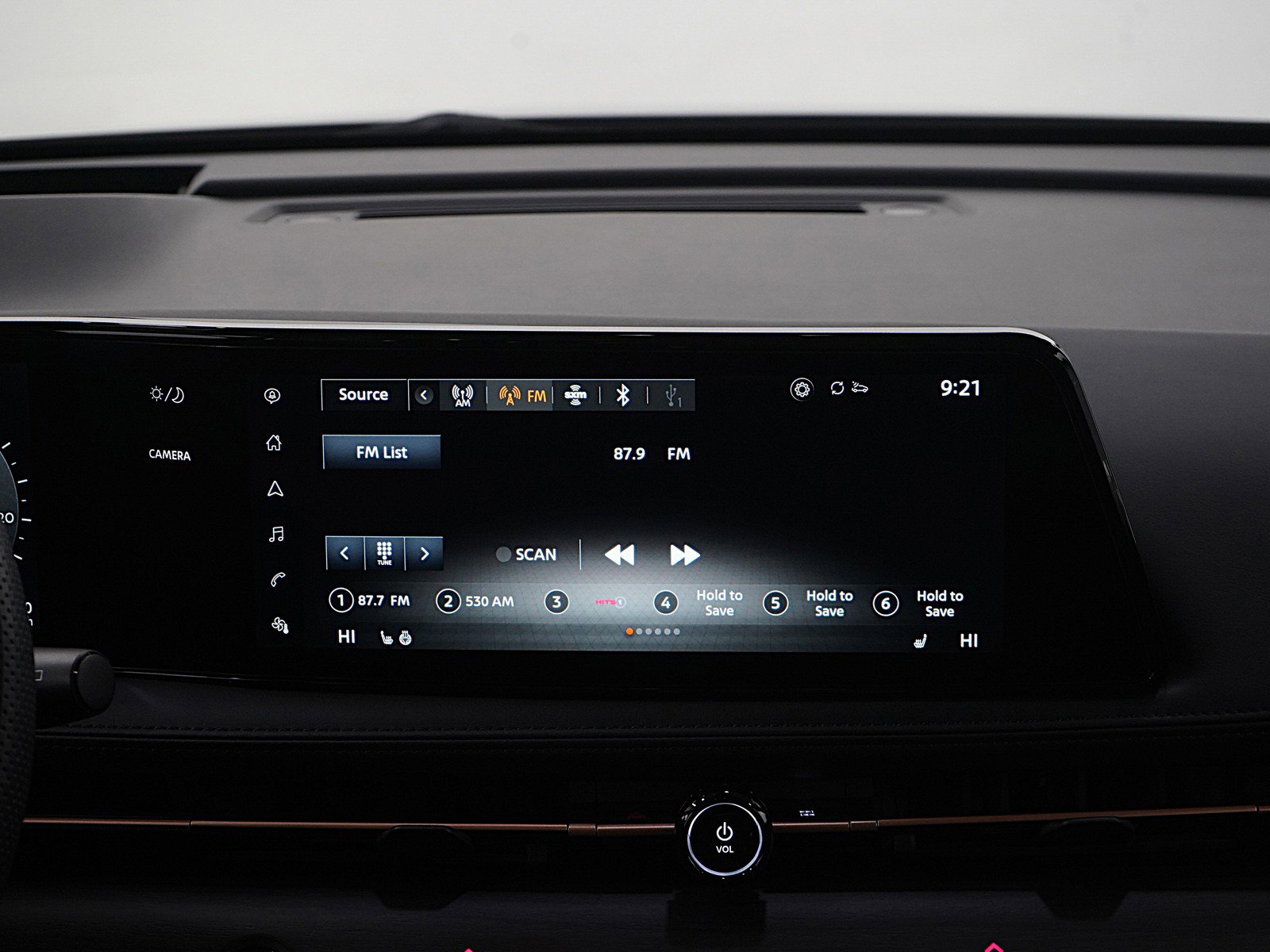 Used 2024 Nissan Ariya AWD image 14