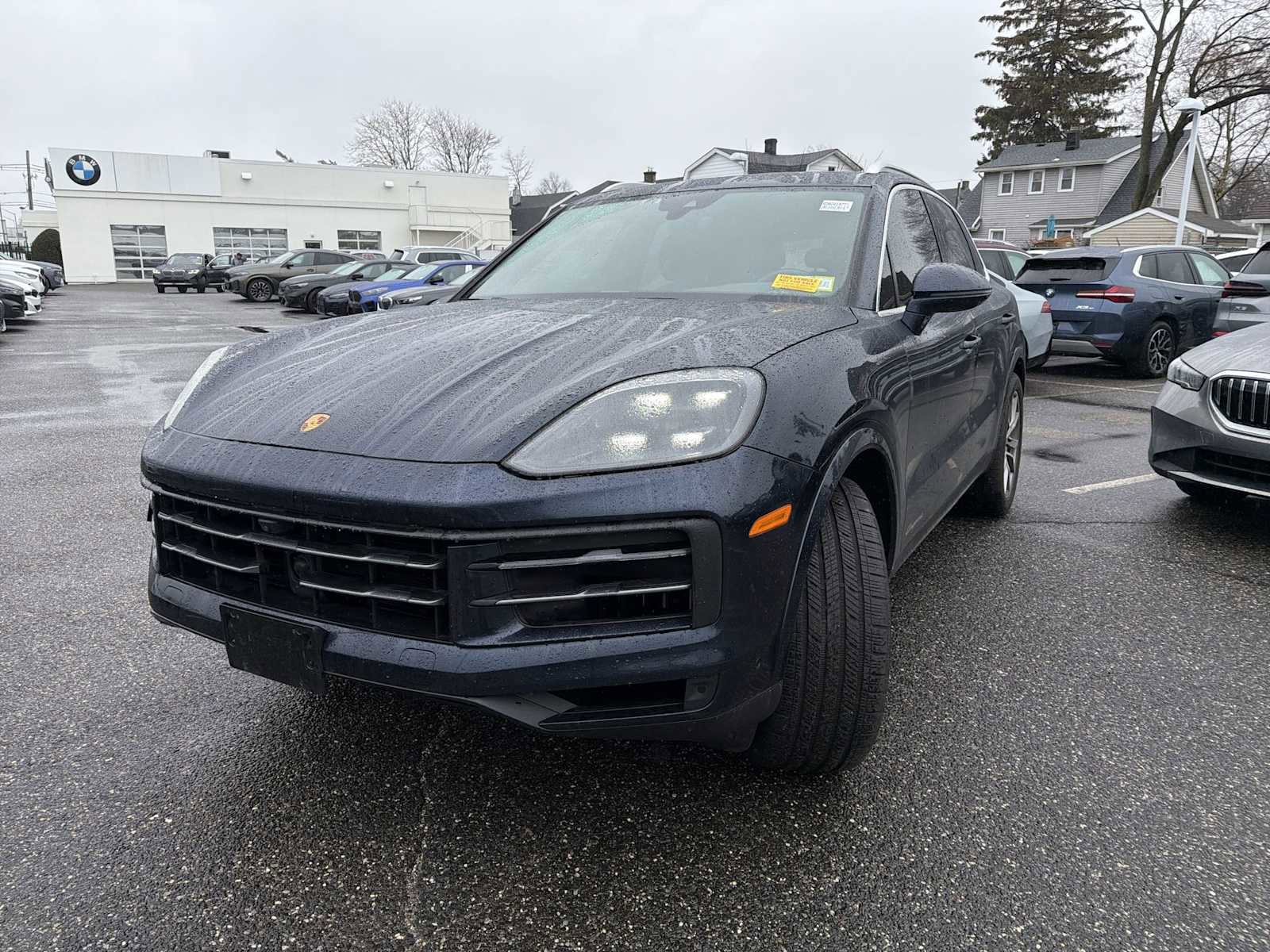 Used 2024 Porsche Cayenne image 2
