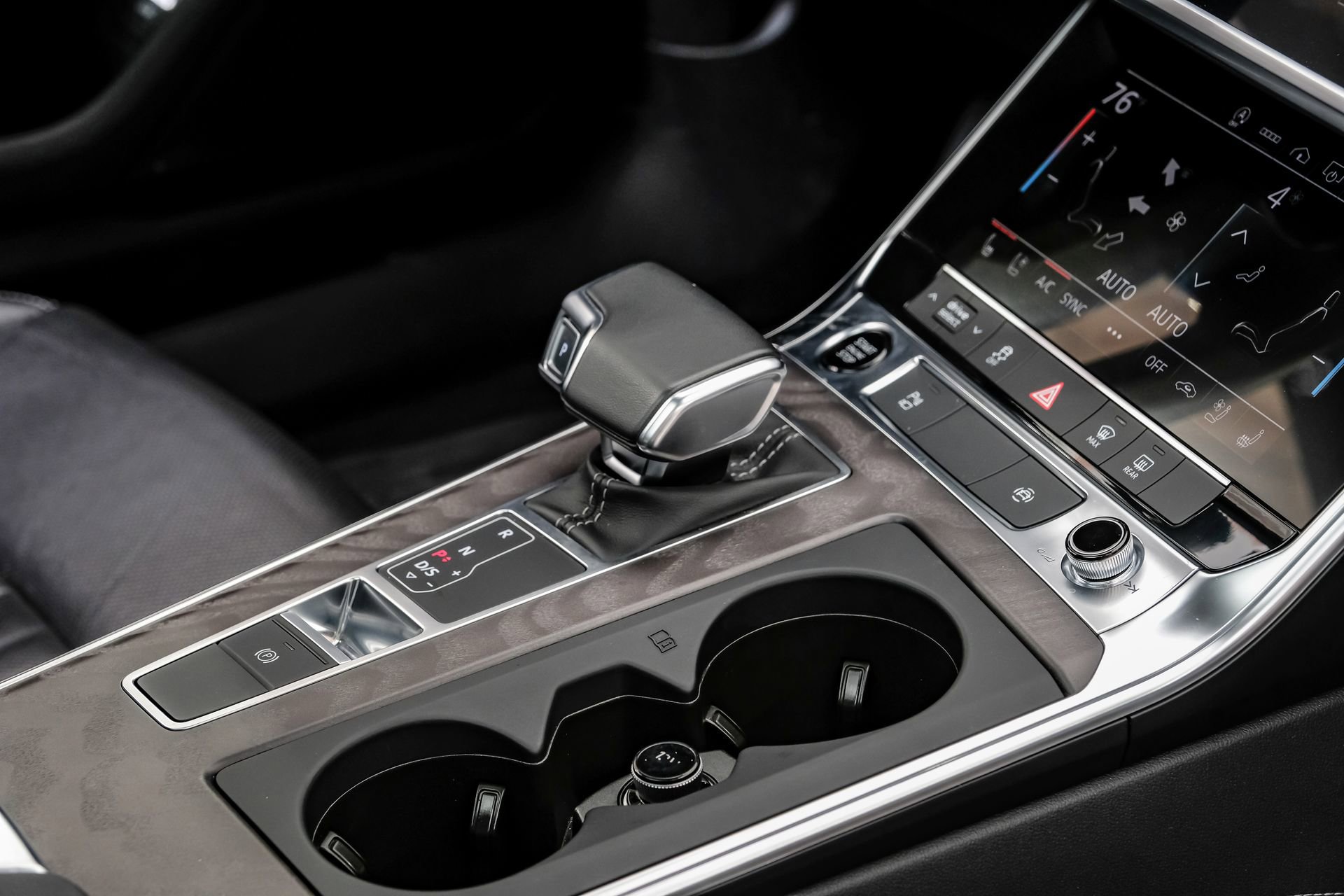 Used 2024 Audi A6 Premium Plus image 29