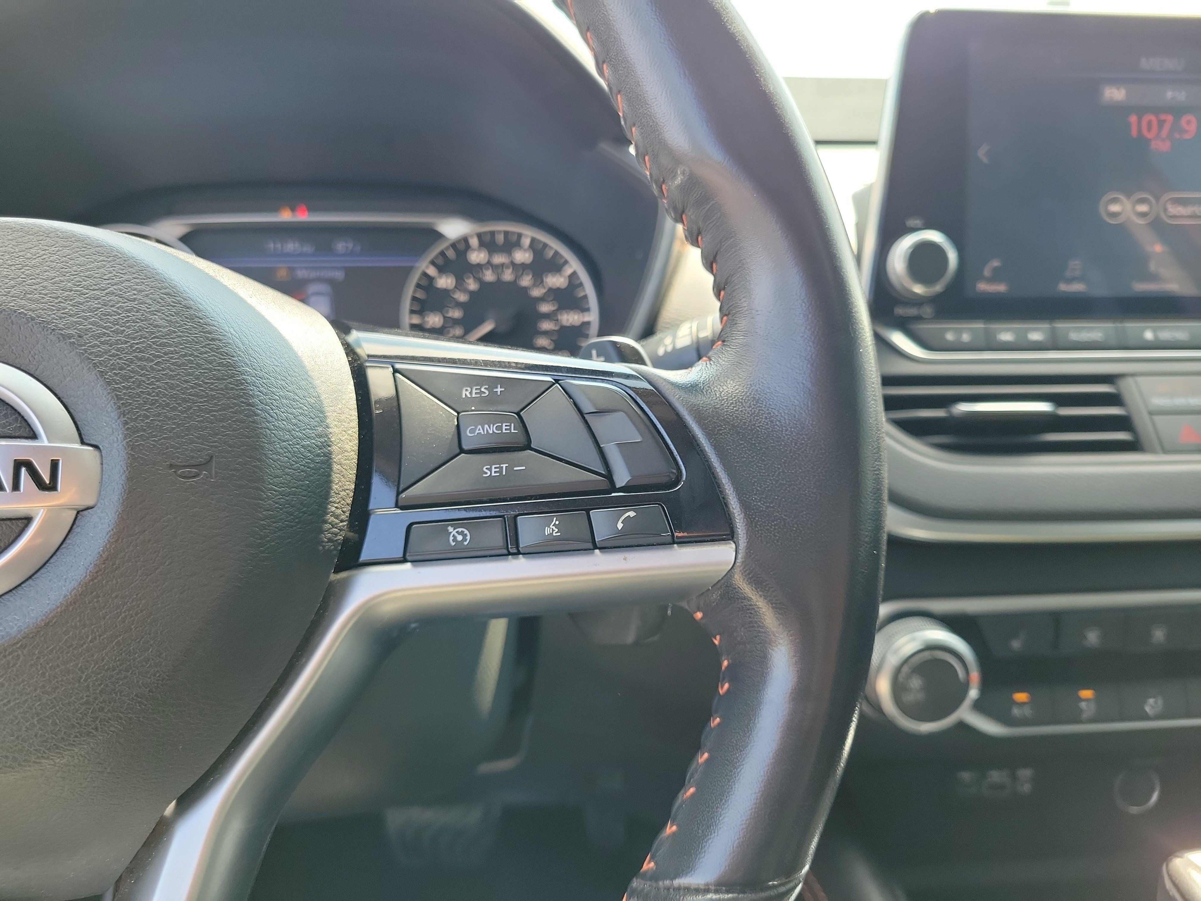 Used 2021 Nissan Altima 2.5 SR w/ SR Premium Package AWD/4WD image 23