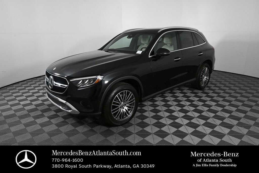 Certified 2024 Mercedes-Benz GLC 300 4MATIC image 1