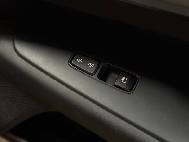 Used 2024 Kia Forte LXS image 14