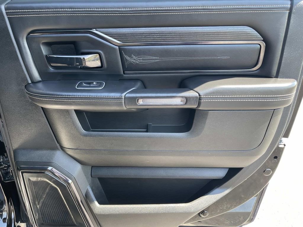 Used 2023 RAM 3500 Limited image 22