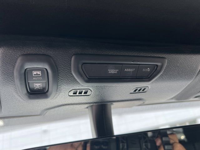 Used 2021 Jeep Wrangler Unlimited Sahara w/ Cold Weather Group AWD/4WD image 27