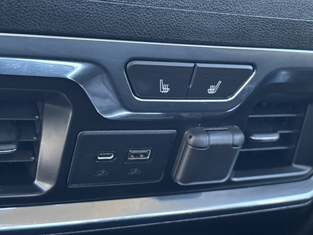 Used 2019 Chevrolet Silverado 1500 LTZ w/ LTZ Plus Package AWD/4WD image 18