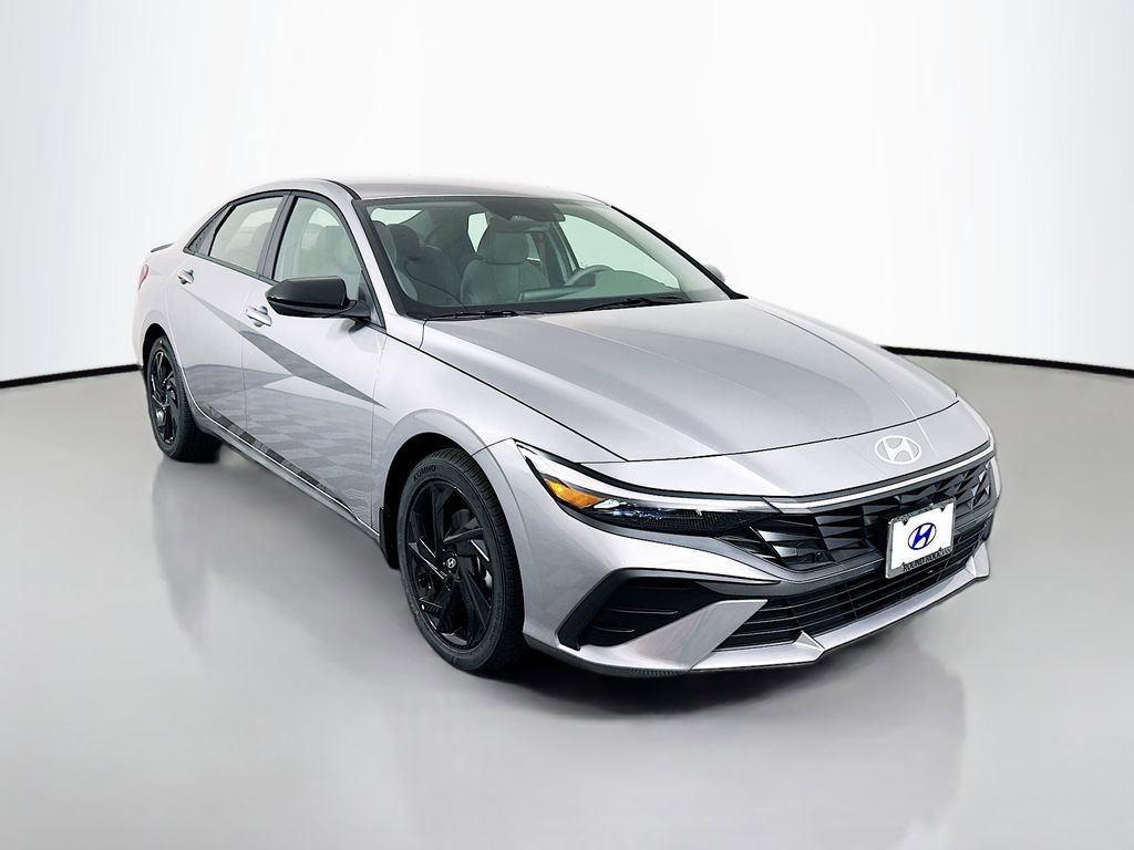 New 2026 Hyundai Elantra Sport image 3