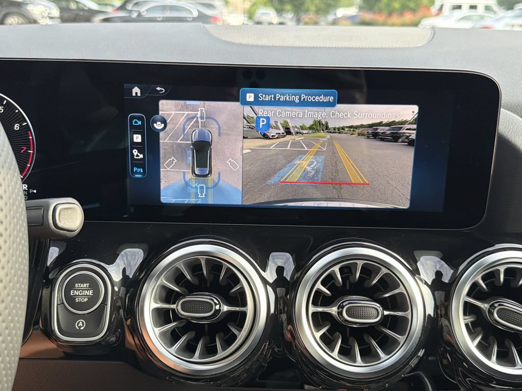 New 2026 Mercedes-Benz GLA 250 4MATIC image 27