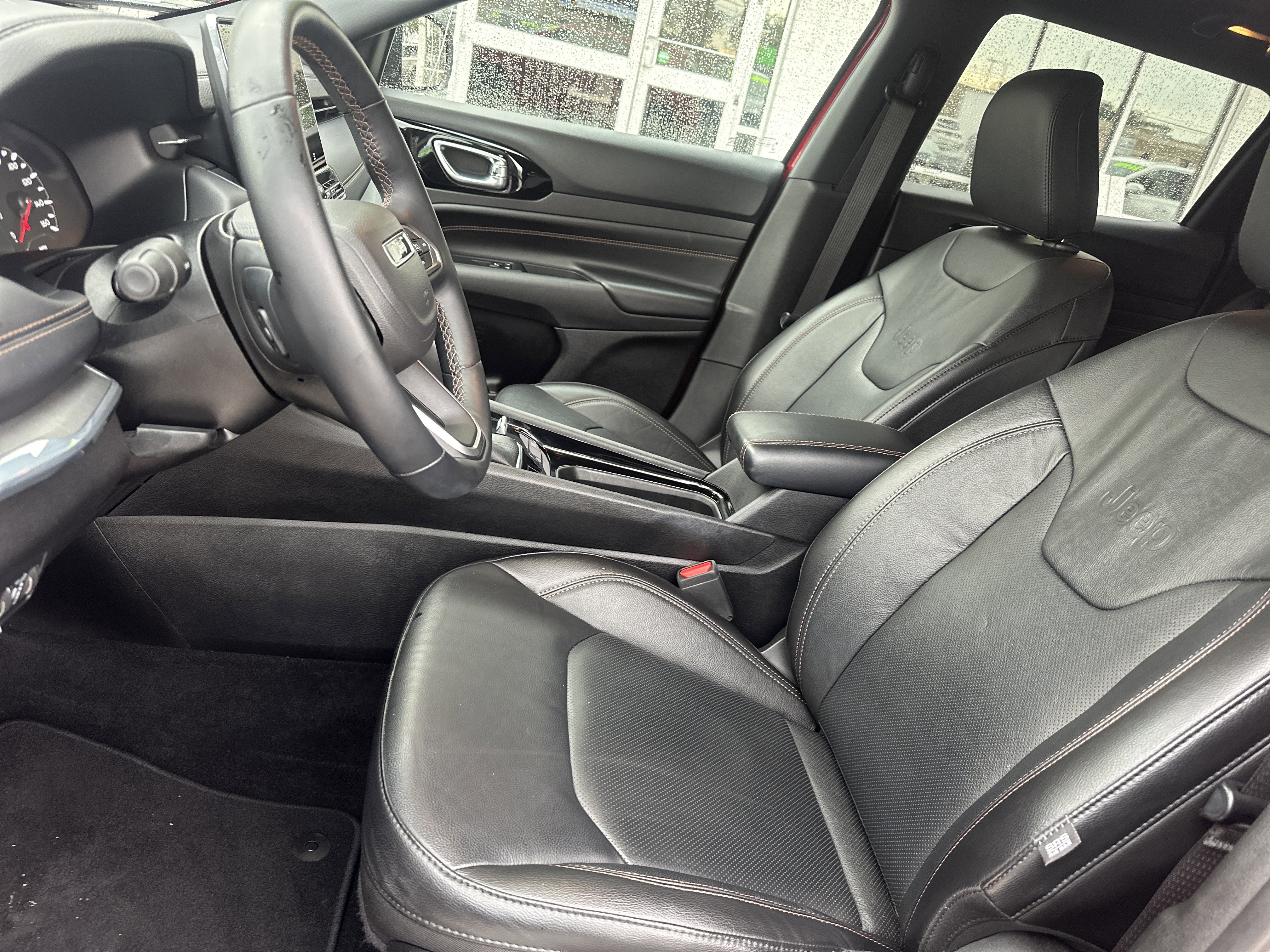 Used 2022 Jeep Compass Limited image 11