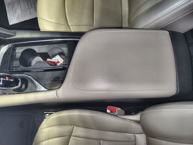 Used 2019 Buick Enclave Essence image 21