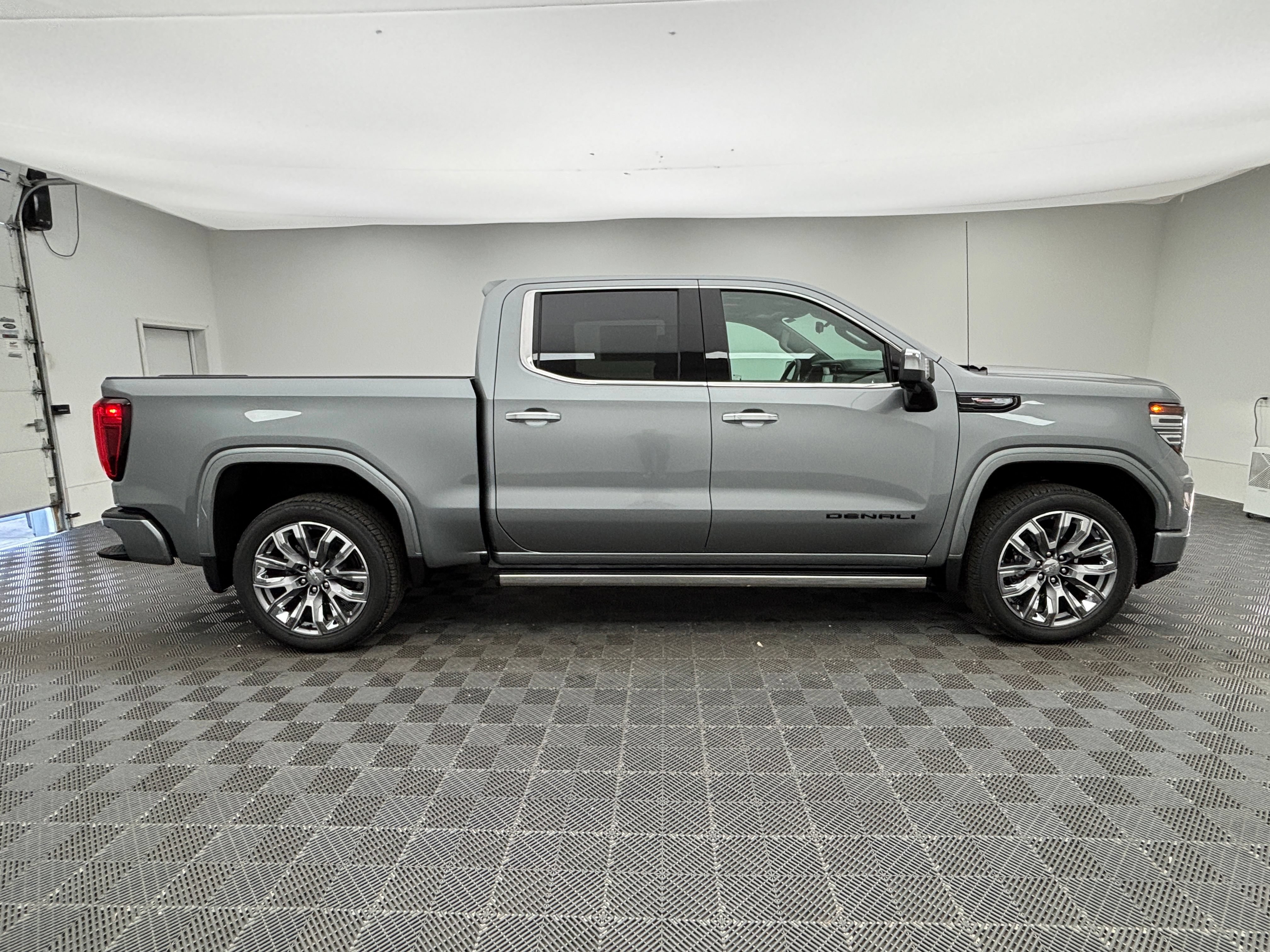 New 2026 GMC Sierra 1500 Denali AWD/4WD image 10