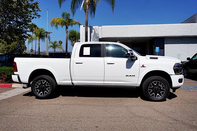 Used 2025 RAM 3500 Longhorn AWD/4WD image 7