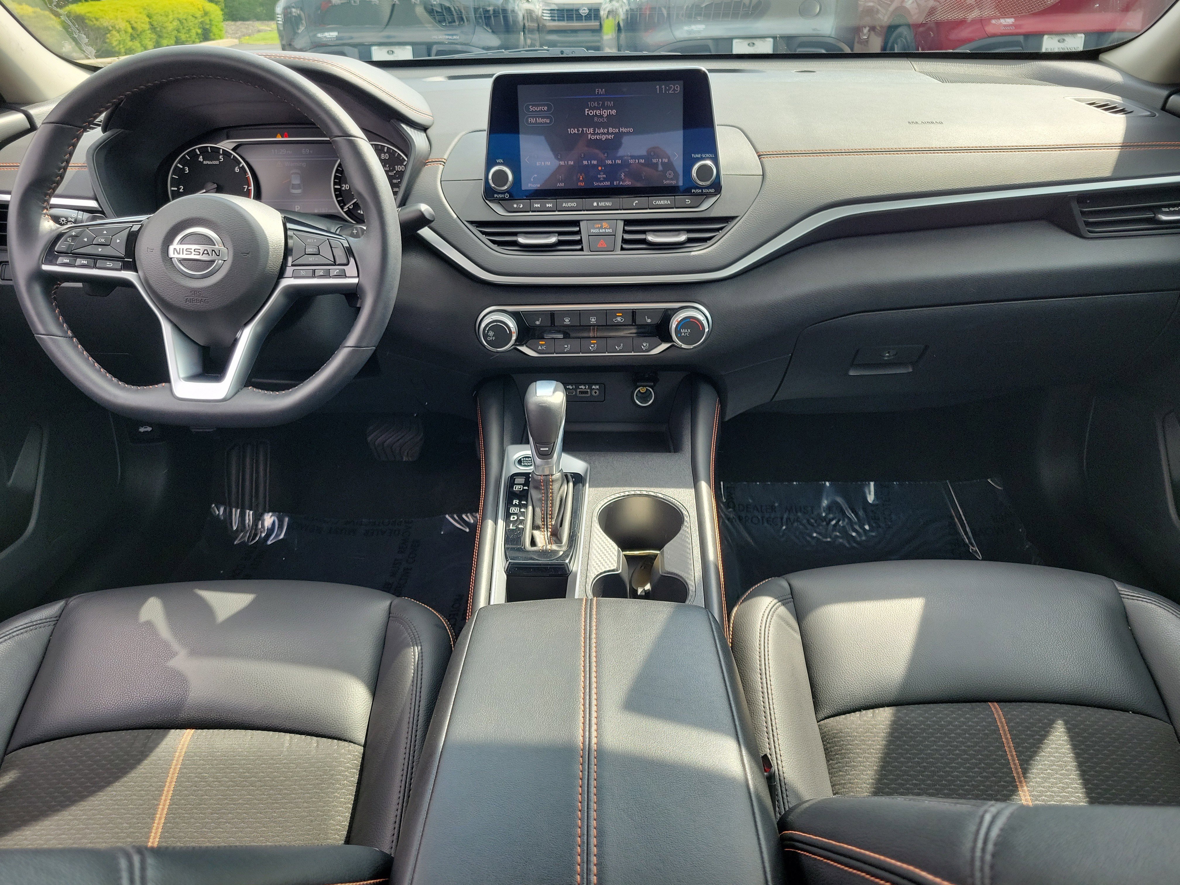 Certified 2021 Nissan Altima 2.5 SR w/ SR Premium Package image 9