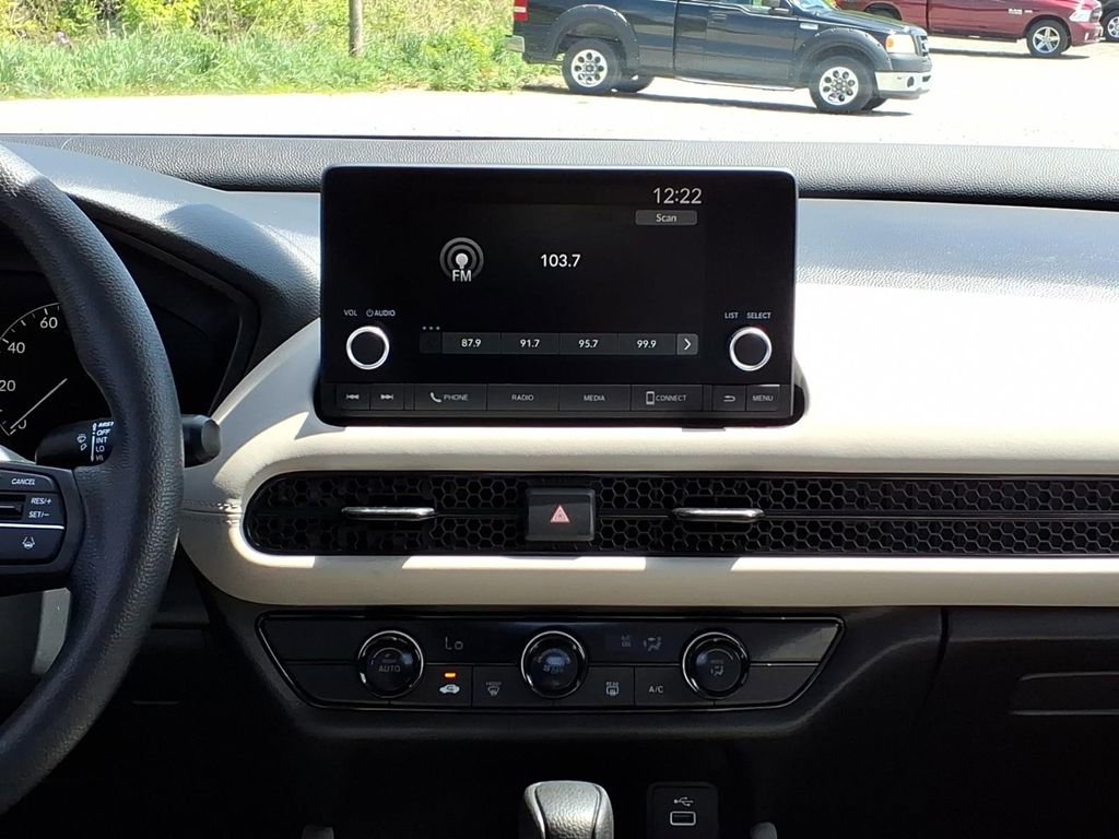 Used 2025 Honda HR-V LX image 5
