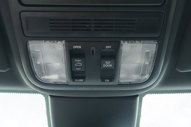 Used 2023 Honda Odyssey Sport image 21
